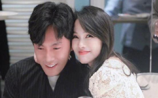 娛樂吃瓜男星推薦老婆,男星心選賢妻，揭秘明星夫妻甜蜜日常